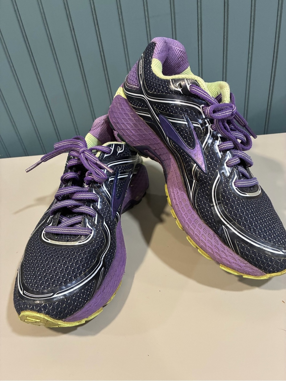 Women's Brooks Running Shoes